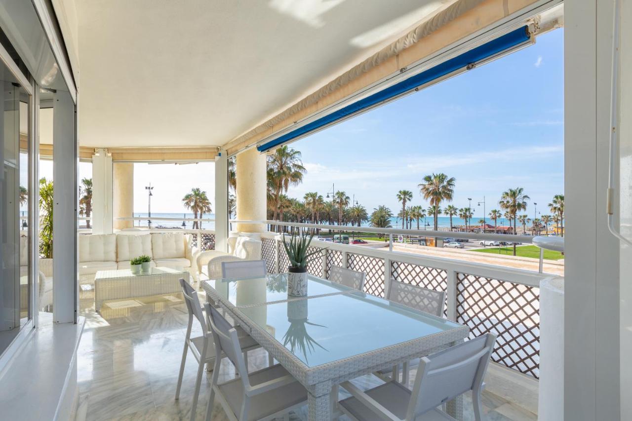 Eden Costa Lago Primera Linea De Mar Torremolinos Exteriér fotografie
